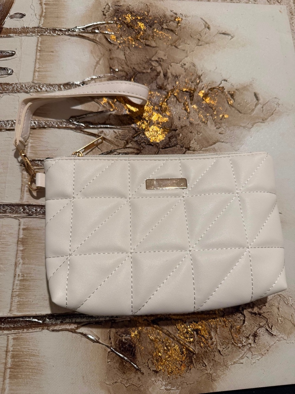 Quilted White Wristlet Clutch - Elegant Everyday Bag